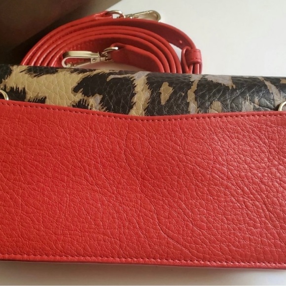 EUC! DVF x Leatherology animal print/red convertible wallet/crossbody. - Picture 2 of 9